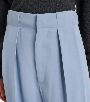 Victoria Beckham Pleated tapered pants | Thumbnail 2 Victoria Beckham Pleated tapered pants | Thumbnail 2