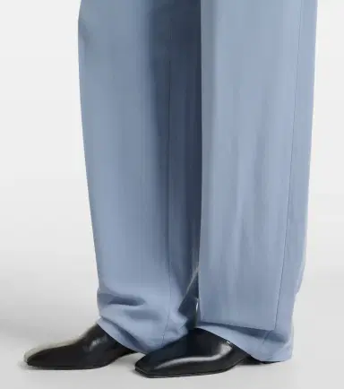 Victoria Beckham Pleated tapered pants | Thumbnail 3 Victoria Beckham Pleated tapered pants | Thumbnail 3