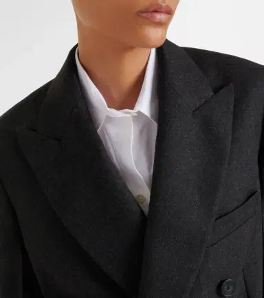Victoria Beckham Double-breasted virgin wool blazer | Thumbnail 2