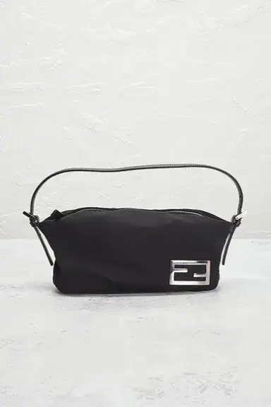 FWRD Renew Fendi Shoulder Bag | Thumbnail 2