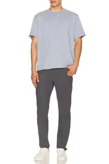 Vuori Heavyweight Relaxed Tee | Thumbnail 3