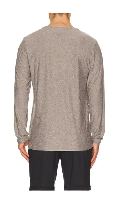 Vuori Strato Tech Long Sleeve Tee | Thumbnail 10