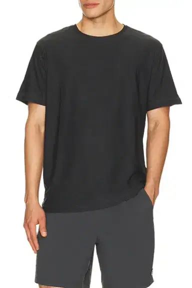 Vuori Strato Tech Tee | Thumbnail 1