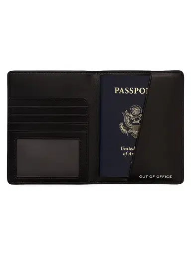 Marc Jacobs The City Leather Passport Case - London | Thumbnail 4 Marc Jacobs The City Leather Passport Case - London | Thumbnail 4