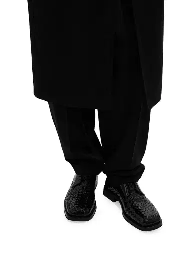 Bottega Veneta Men's Intrecciato Leather Derbys - Black | Thumbnail 2