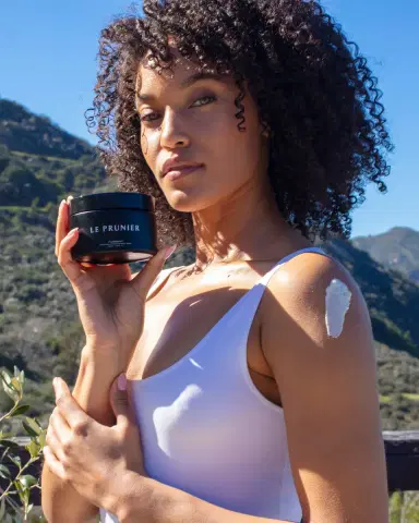 Le Prunier Plumbody Hydrating Antioxidant Body Creme, 6.8 oz. | Thumbnail 3 Le Prunier Plumbody Hydrating Antioxidant Body Creme, 6.8 oz. | Thumbnail 3