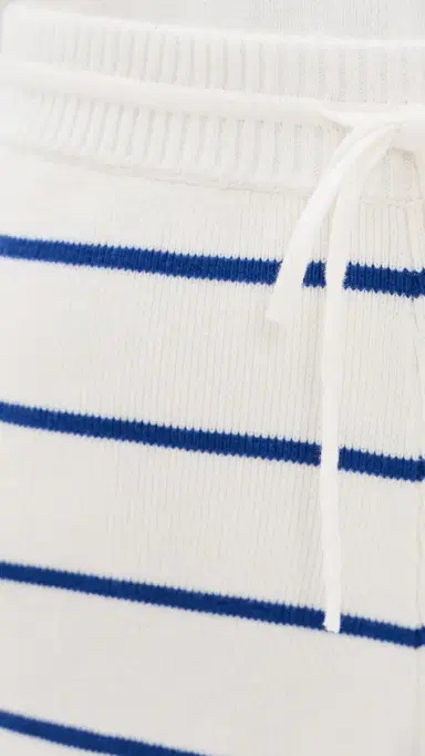 La Ligne Leo horts Cream/Cobalt | Thumbnail 6 La Ligne Leo horts Cream/Cobalt | Thumbnail 6