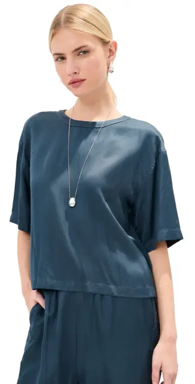 LE BOP Chandler atin Tee Navy | Thumbnail 1