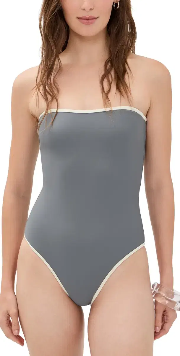 ienna One Piece late/