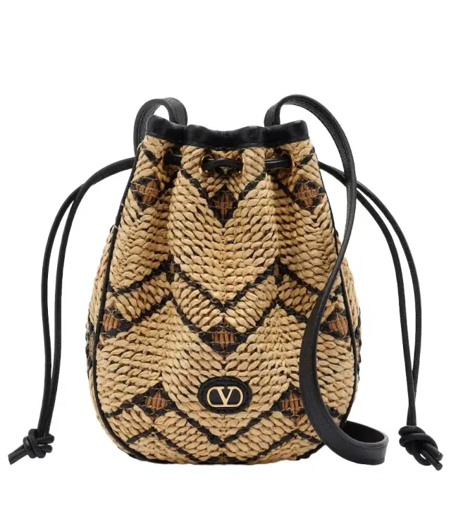 VLogo Mini raffia bucket bag