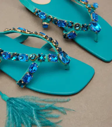 Valentino Garavani Resort embellished suede thong sandals | Thumbnail 4 Valentino Garavani Resort embellished suede thong sandals | Thumbnail 4