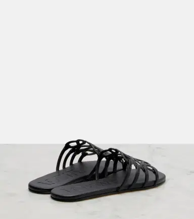 Loewe Paula's Ibiza Petal Anagram leather slides | Thumbnail 4 Loewe Paula's Ibiza Petal Anagram leather slides | Thumbnail 4