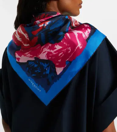 Givenchy Printed silk scarf | Thumbnail 4