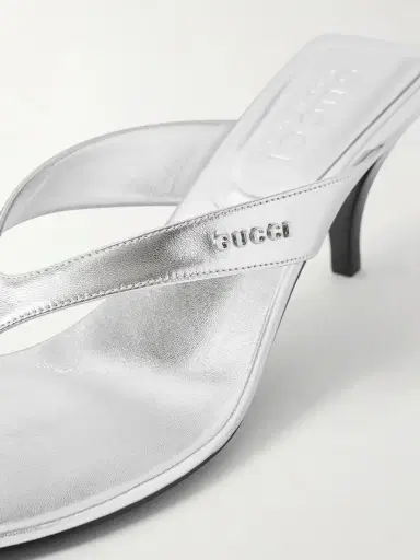 Gucci Vittoria Logo-embellished Metallic Leather Thong Sandals | Thumbnail 5