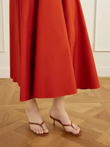 Manolo Blahnik Paterno 50 Leather Thong Sandals | Thumbnail 2