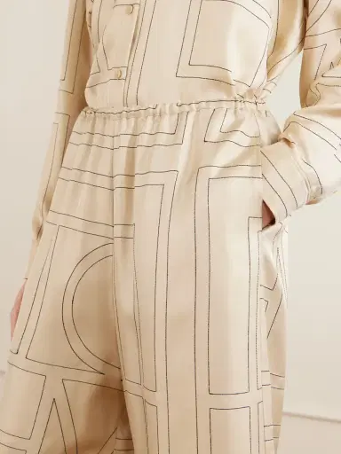 TOTEME Embroidered Silk Shorts | Thumbnail 5 TOTEME Embroidered Silk Shorts | Thumbnail 5