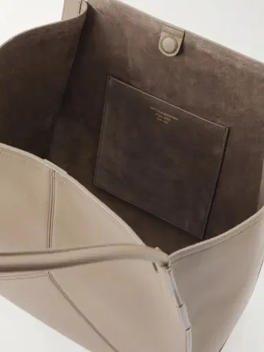 Victoria Beckham The Victoria Soft Leather Tote | Thumbnail 6