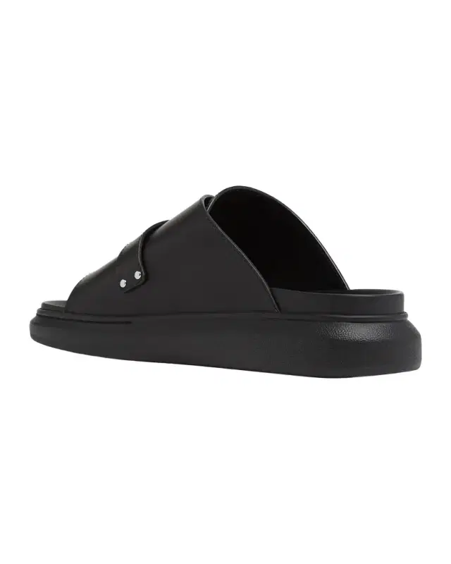 McQueen Men 's Rubber Overlapping-Upper Buckle Sandals