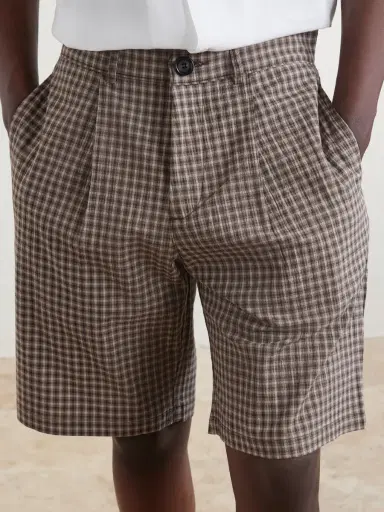 Oliver Spencer Leaman Straight-Leg Pleated Checked Cotton-Blend Shorts - Men | Thumbnail 5 Oliver Spencer Leaman Straight-Leg Pleated Checked Cotton-Blend Shorts - Men | Thumbnail 5