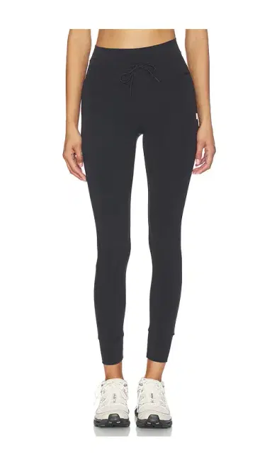 Vuori Daily Form Legging | Thumbnail 1
