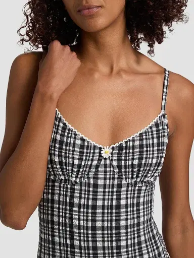 Solid & Striped Women's The Taylor Plaid Seersucker One-Piece Swimsuit - Noir - Size XS | Thumbnail 6 Solid & Striped Women's The Taylor Plaid Seersucker One-Piece Swimsuit - Noir - Size XS | Thumbnail 6