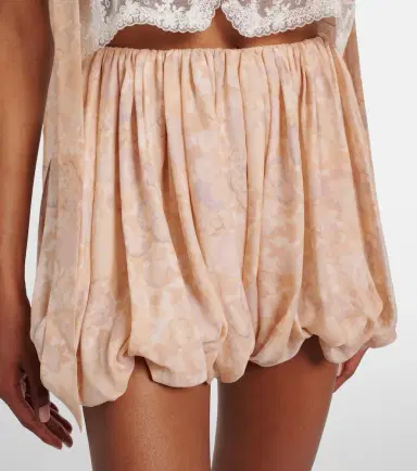 Chloé Chloé Floral pleated silk charmeuse shorts | Thumbnail 5