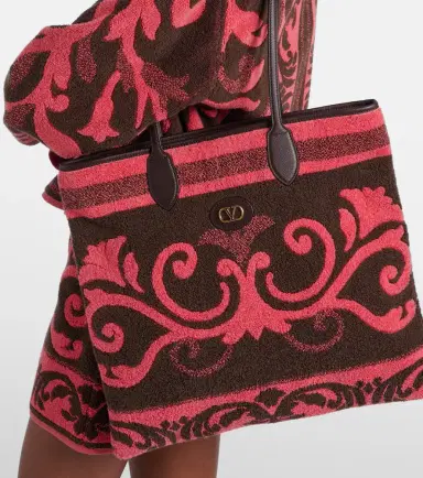 Valentino Garavani VLogo Medium terry tote bag | Thumbnail 6