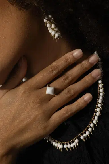 ALETTO BROTHERS White Black Onyx Diamond Piramide Ring | Thumbnail 3