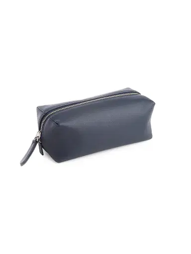 Royce New York Women's Zipper Leather Travel Utility Bag | Thumbnail 3