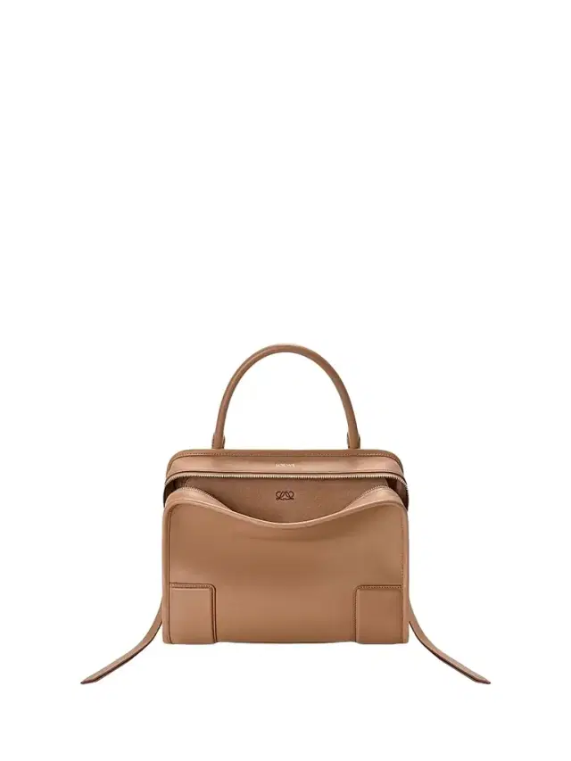 LOEWE Women's Amazona 180  Leather Handbag - Mocha