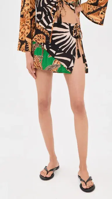 Farm Rio All Over Miniskirt Animal M | Thumbnail 2 Farm Rio All Over Miniskirt Animal M | Thumbnail 2