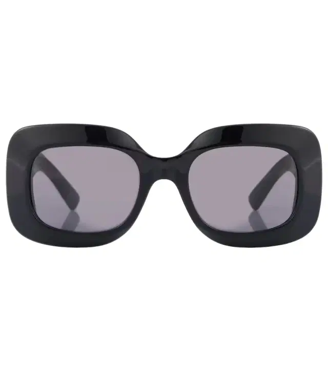 Fifth Avenue oversized sunglasses