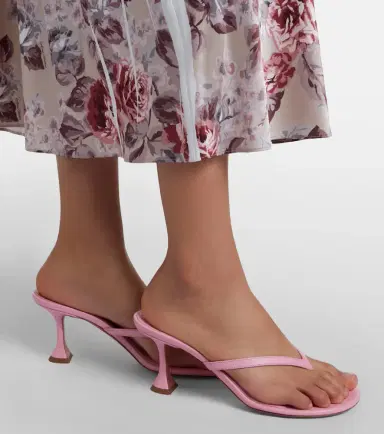 Amina Muaddi Juliette leather thong sandals | Thumbnail 5 Amina Muaddi Juliette leather thong sandals | Thumbnail 5
