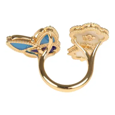 Van Cleef & Arpels Van Cleef & Arpels Lucky Spring Butterfly Between the Finger Ring Lapis Lazuli, Blue Agate, Mother of Pearl 18K Yellow Gold | Thumbnail 4 Van Cleef & Arpels Van Cleef & Arpels Lucky Spring Butterfly Between the Finger Ring Lapis Lazuli, Blue Agate, Mother of Pearl 18K Yellow Gold | Thumbnail 4