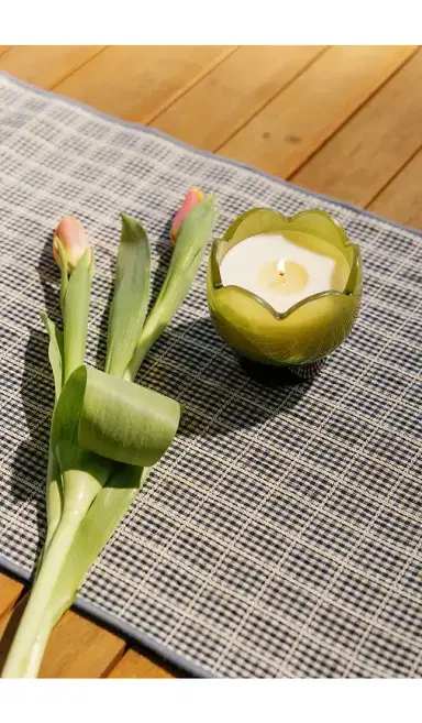 Paddywax Tulip Glass Candle | Thumbnail 2 Paddywax Tulip Glass Candle | Thumbnail 2