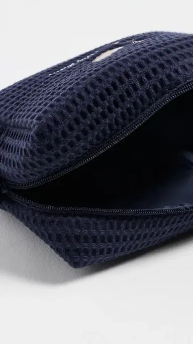 Abbode Meet Me In Charleston Pouch Navy One Size | Thumbnail 6