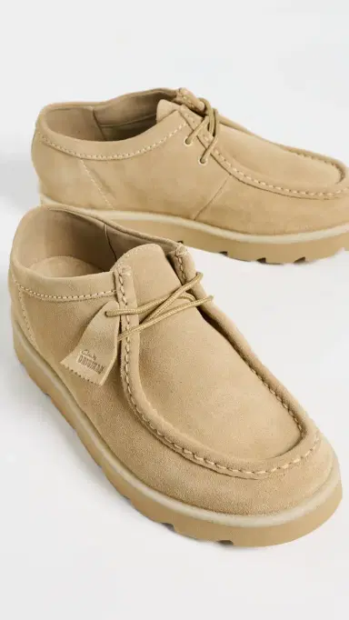 Clarks Meare Walla Lace Up Shoes Maple Suede | Thumbnail 4