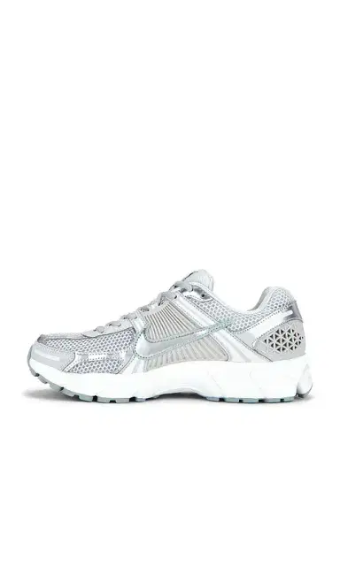 Nike Zoom Vomero 5 Sneaker | Thumbnail 5
