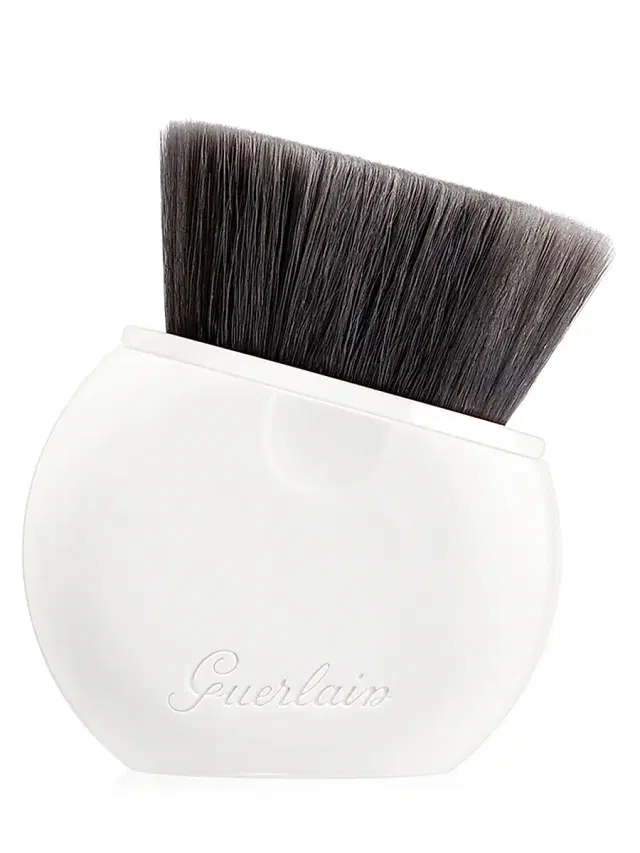 GUERLAIN Women's L'Essentiel Retractable Foundation Brush