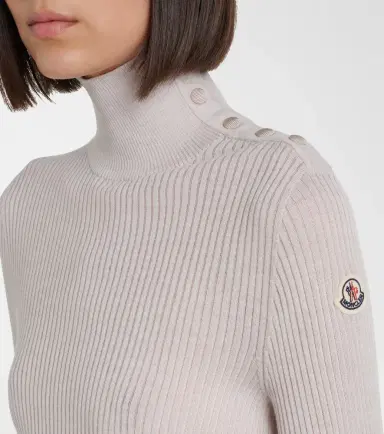 Moncler Turtleneck virgin wool sweater | Thumbnail 3