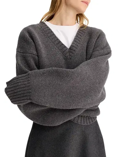 RÓHE Women's Compact-Knit Wool V-Neck Sweater | Thumbnail 6 RÓHE Women's Compact-Knit Wool V-Neck Sweater | Thumbnail 6