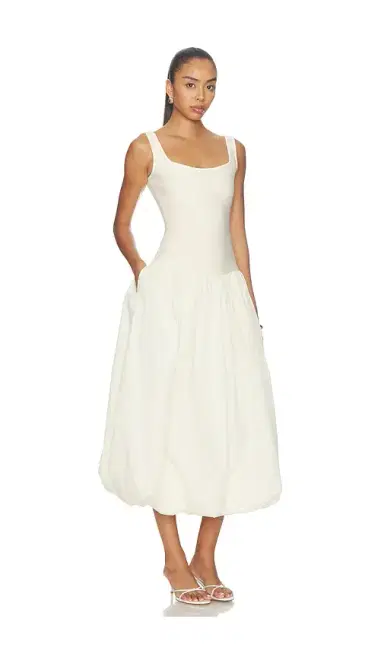 Curaae by Elliatt Delia Midi Dress | Thumbnail 2