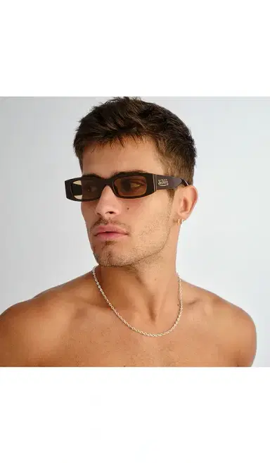AIRE X Von Dutch Innocence Sunglasses | Thumbnail 6