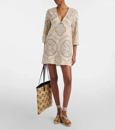 Valentino Garavani VLogo N/S Medium raffia tote bag | Thumbnail 6