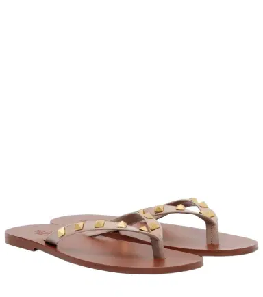 Valentino Garavani Rockstud leather thong sandals | Thumbnail 1 Valentino Garavani Rockstud leather thong sandals | Thumbnail 1