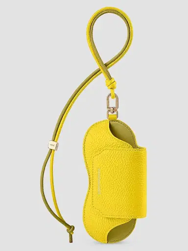 MAISON de SABRÉ Women's Leather Sunglasses Sling Case - Daisy Martini | Thumbnail 6
