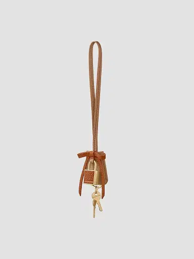 MAISON de SABRÉ Women's The Bow Padlock Charm - Sandstone Pecan | Thumbnail 5 MAISON de SABRÉ Women's The Bow Padlock Charm - Sandstone Pecan | Thumbnail 5