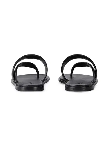 Givenchy Men's Bay Thongs in Leather - Black | Thumbnail 4 Givenchy Men's Bay Thongs in Leather - Black | Thumbnail 4