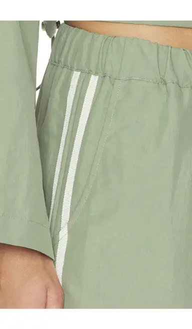 DONNI. The Nylon Zip Pant | Thumbnail 8 DONNI. The Nylon Zip Pant | Thumbnail 8