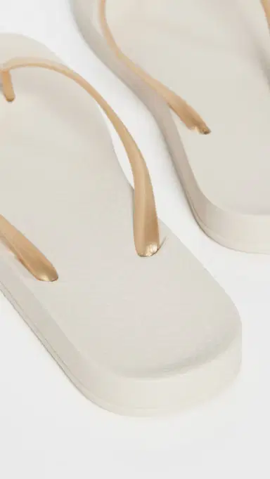 Ipanema Ana Tan Flip Flops Beige/Gold | Thumbnail 4